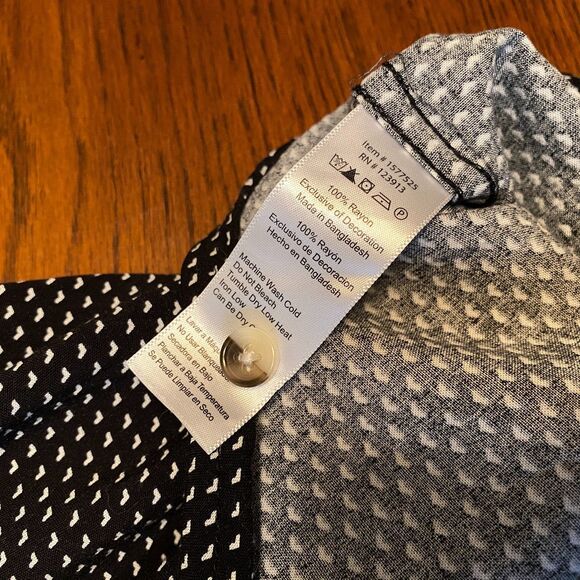 Jachs Girlfriend Women’s 2XL Black & White Polka Dot Heart Button Down Blouse - Picture 11 of 12